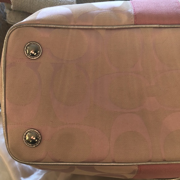 Coach bag, kisslock, pink and silver. e1082-f13533, with dust bag - Picture 8 of 11